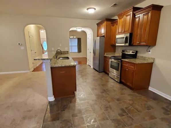 1322 Myrtle Ave, Chesapeake, VA 23325