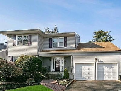 1st image of 34 Lafayette Dr