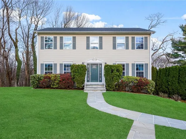 27 Joan Avenue, White Plains, NY 10607