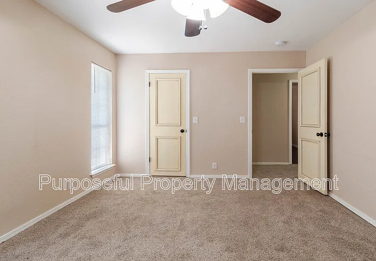 9204 Aaron Dr — Photo 20