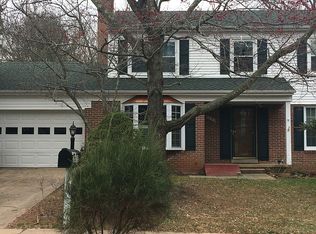 2022 Labrador Ln, Vienna, VA 22182