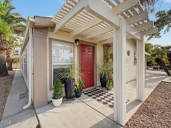 3rd image of 3104 E BROADWAY Road #16