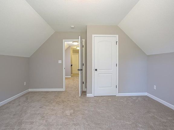 3rd image of 4750 Wise St