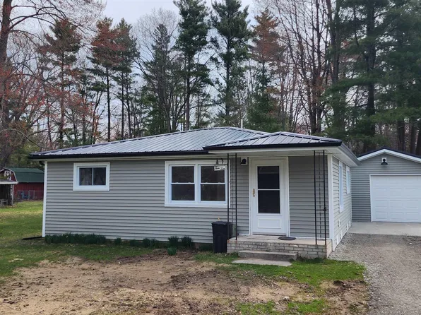 1010 Airport Dr, East Tawas, MI 48730