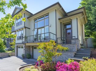 1214 SW Ophelia St, Portland, OR 97219