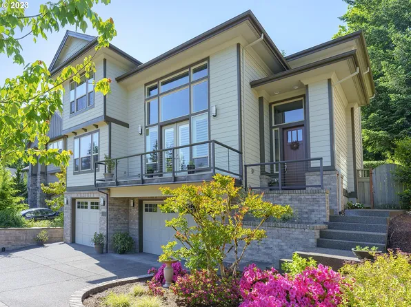 1214 SW Ophelia St, Portland, OR 97219