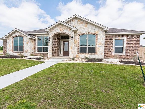 3rd image of 5253 Barzona Dr