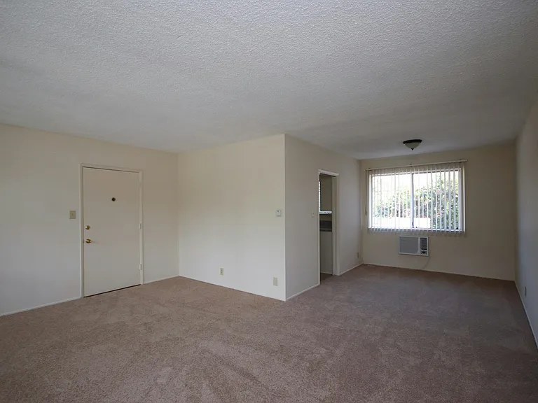 245 W Colorado Blvd #26B — Photo 7