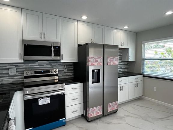 3rd image of 1861 10th St
