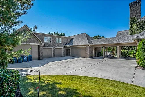 310 Blair Ct #R Photo 1