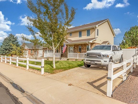 4th image of 680 N 15th Avenue