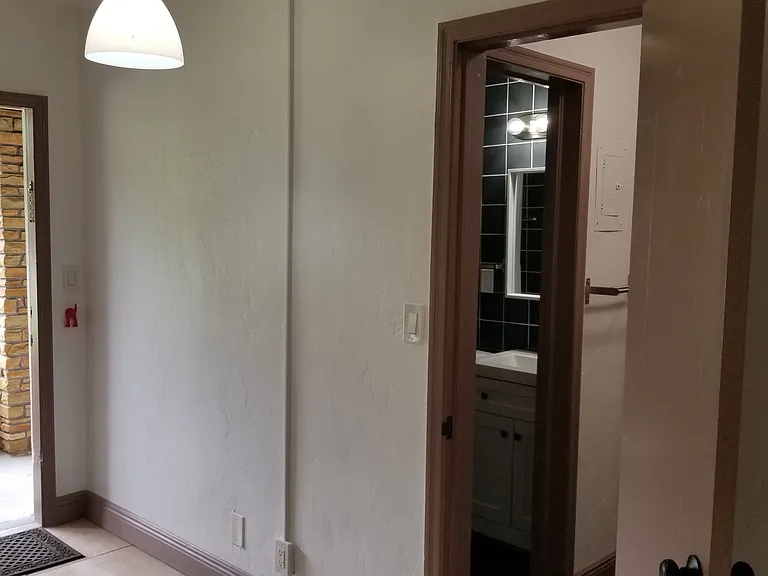 515 S 20th Ave #3 — Photo 12