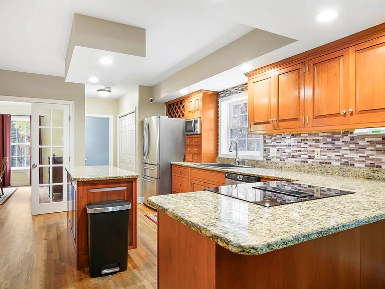 13 Bear Hill Rd — Photo 23