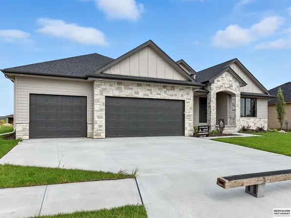 3533 S 218th Ave, Omaha, NE 68022