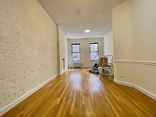 1st image of 69 W 71st St #3B