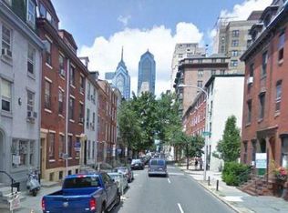 334 S 16th St APT 2R, Philadelphia, PA 19102