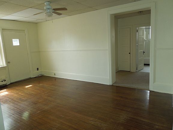 4th image of 320 N Main St #3
