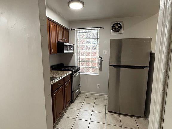 Entrance view of the kitchen