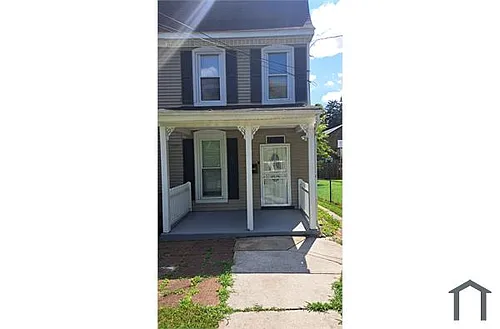 411 Schwartz Ave Photo 1