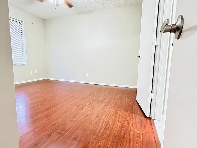 2838 E Beck Ln #3 — Photo 19