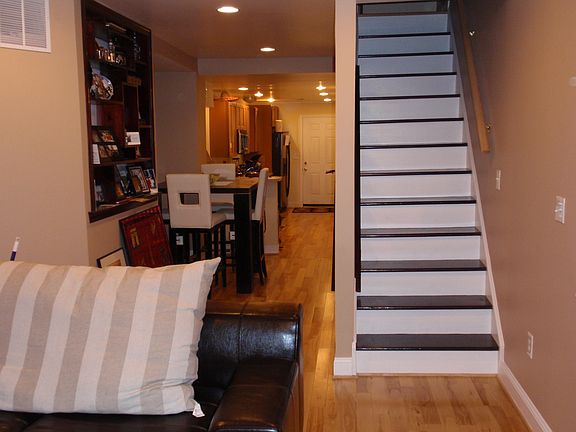 1st Fl - Living area