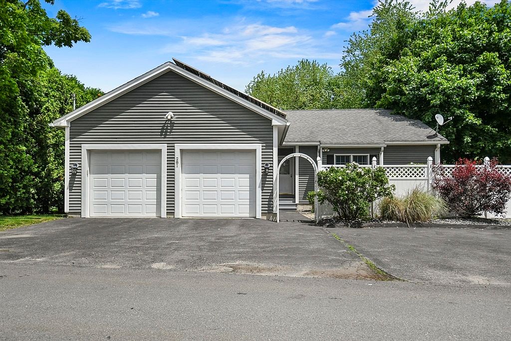 281 Pleasant St, Lunenburg, MA 01462 Zillow