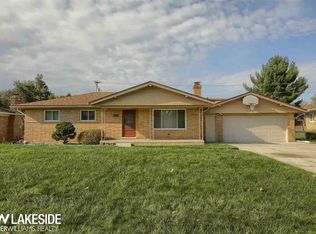 37653 Maas Dr, Sterling Heights, MI 48312