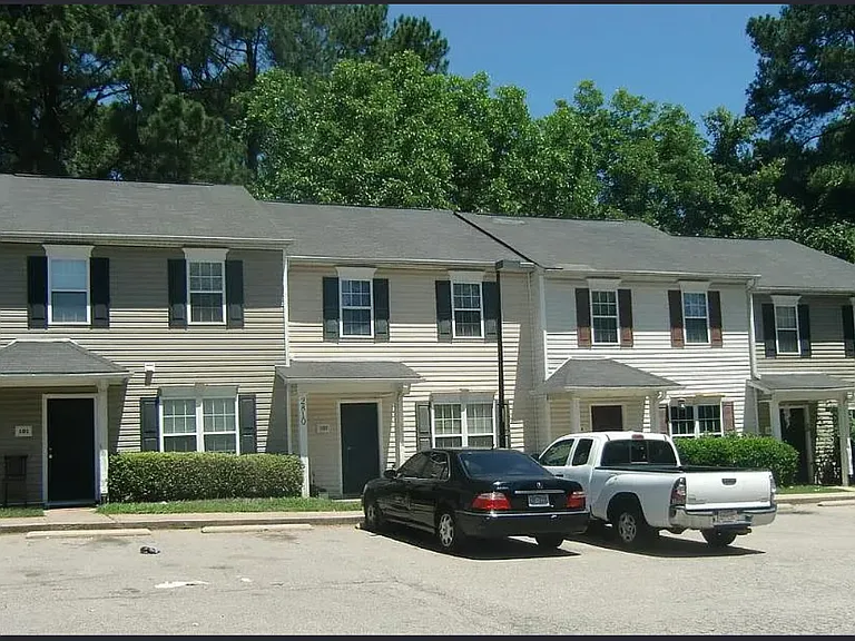 2820 Deer Cove Ln #103 — Photo 1