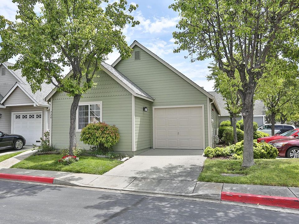 1st image of 728 Joseph Ln