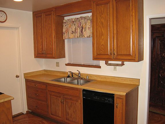 11 - Kitchen Sink