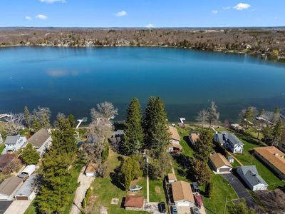 W874 Shorewood DRIVE, East Troy, WI, 53120