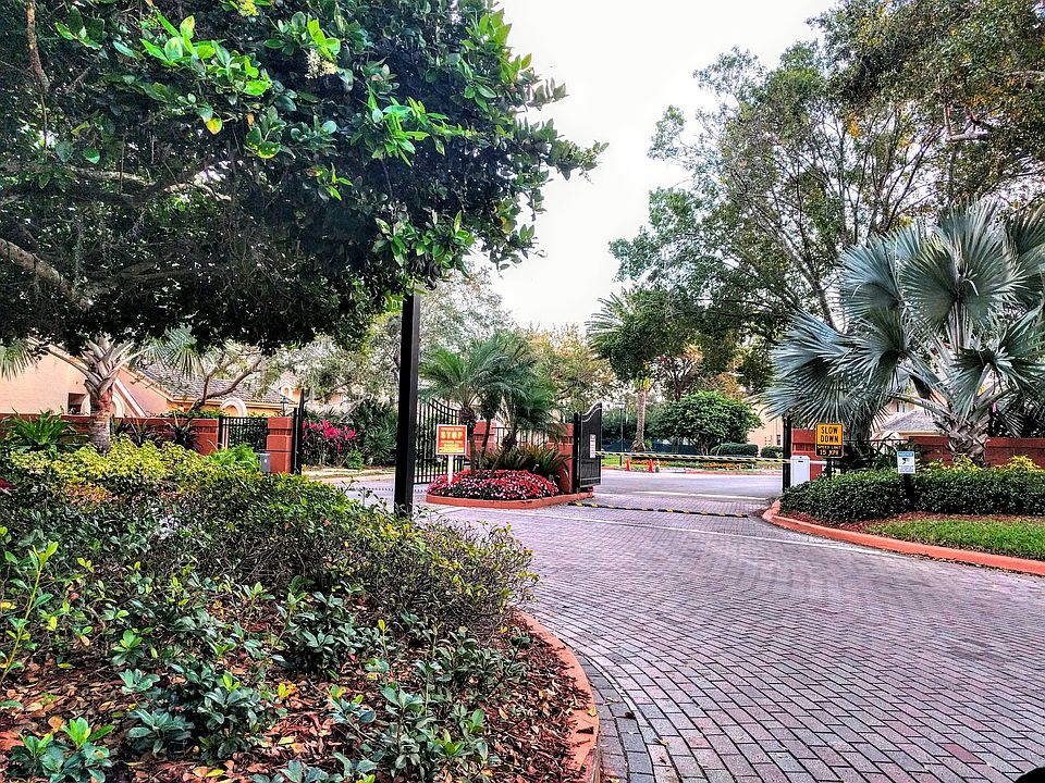 PRIVATE GATED COMMUNITY
