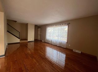 2209 Glenridge Ave #1, Saint Paul, MN 55119