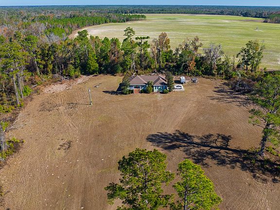 3rd image of 1654 NW County Road 150