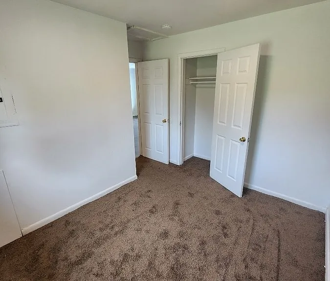 64 Harvey Pl — Photo 7