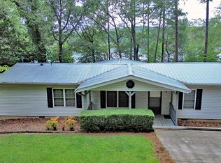 290 Cardinal Ln, Toccoa, GA 30577