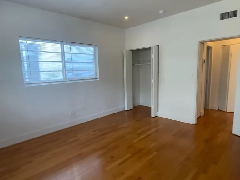 850 Meridian Ave #16 — Photo 9