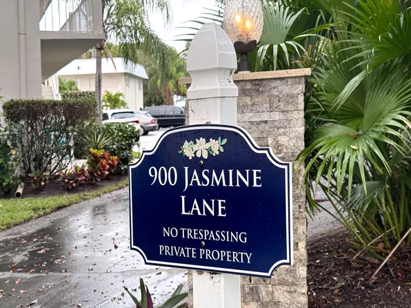 900 Jasmine Ln #9A, Vero Beach, FL 32963