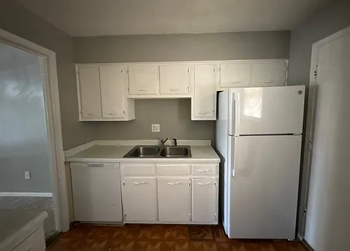 2795 Beverly Hills Rd #2 Photo 1