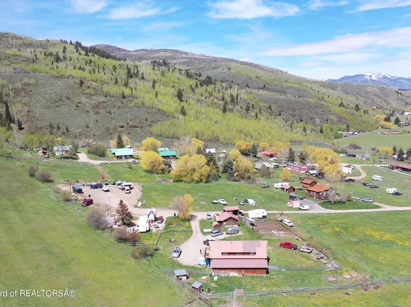 900 Hog Island Rd, Jackson, WY 83001