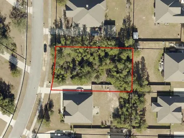 112 Lake Merial Shores Dr, Southport, FL 32409