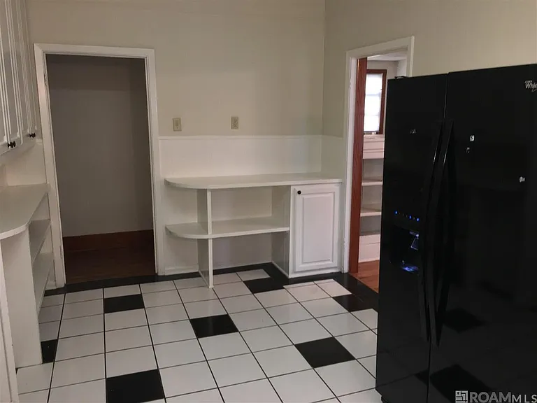 2225 Broussard St — Photo 11