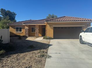 476 W Camellia Way, San Jacinto, CA 92583