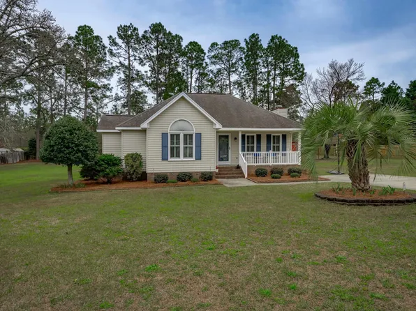 1381 Inverness Forest Dr, Lugoff, SC 29078