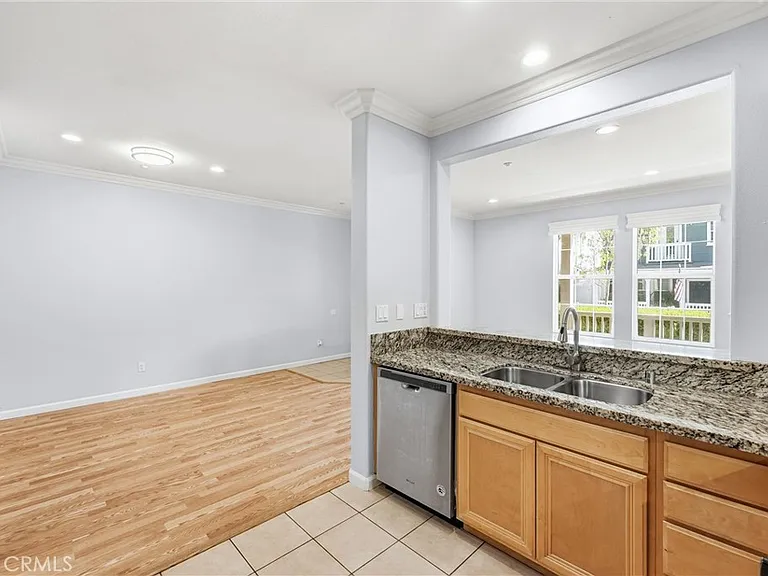 24 Corbin St — Photo 8
