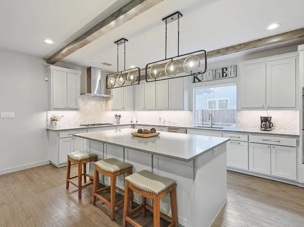 960 Meadow Bend Loop S, Grapevine, TX 76051