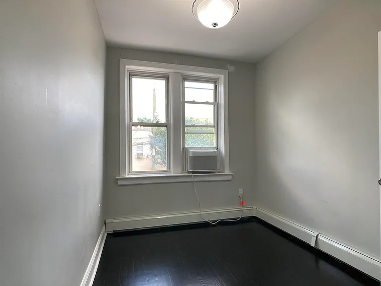 75 Wright Ave #3 — Photo 13