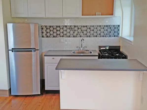 821 N Carolina Ave SE #301, Washington, DC 20003