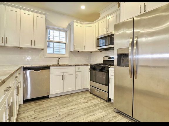 2nd image of 345 N 2nd St #3