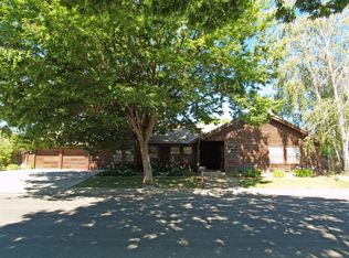 201 Bluegrass Ln, Modesto, CA 95351